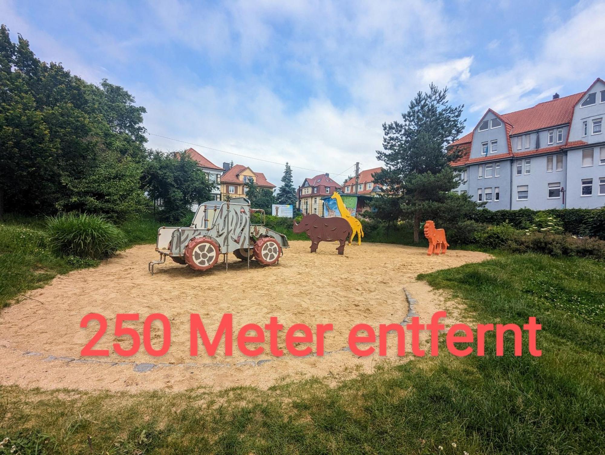 Fewo Urban Gotha-Apartment Friedenstein- Am Schlosspark- Parken An Der Der Tuer- Barrierefrei, 900 Meter Zum Bahnhof - Wallbox Ngoại thất bức ảnh